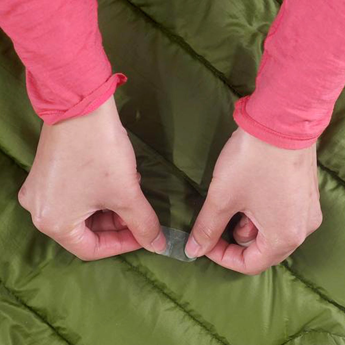 GEAR AID Tenacious Tape Mini Patches to Repair Jackets Tents Rain Gear 1.5"x2.5", view 4
