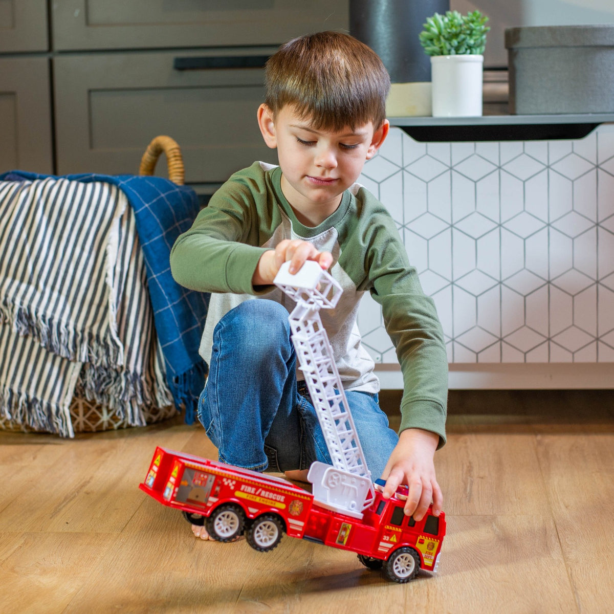 Kidplokio Fire Truck Firefighter Rescue Toy Pull Back Cars, Red, Boys Ages 3+, view 6