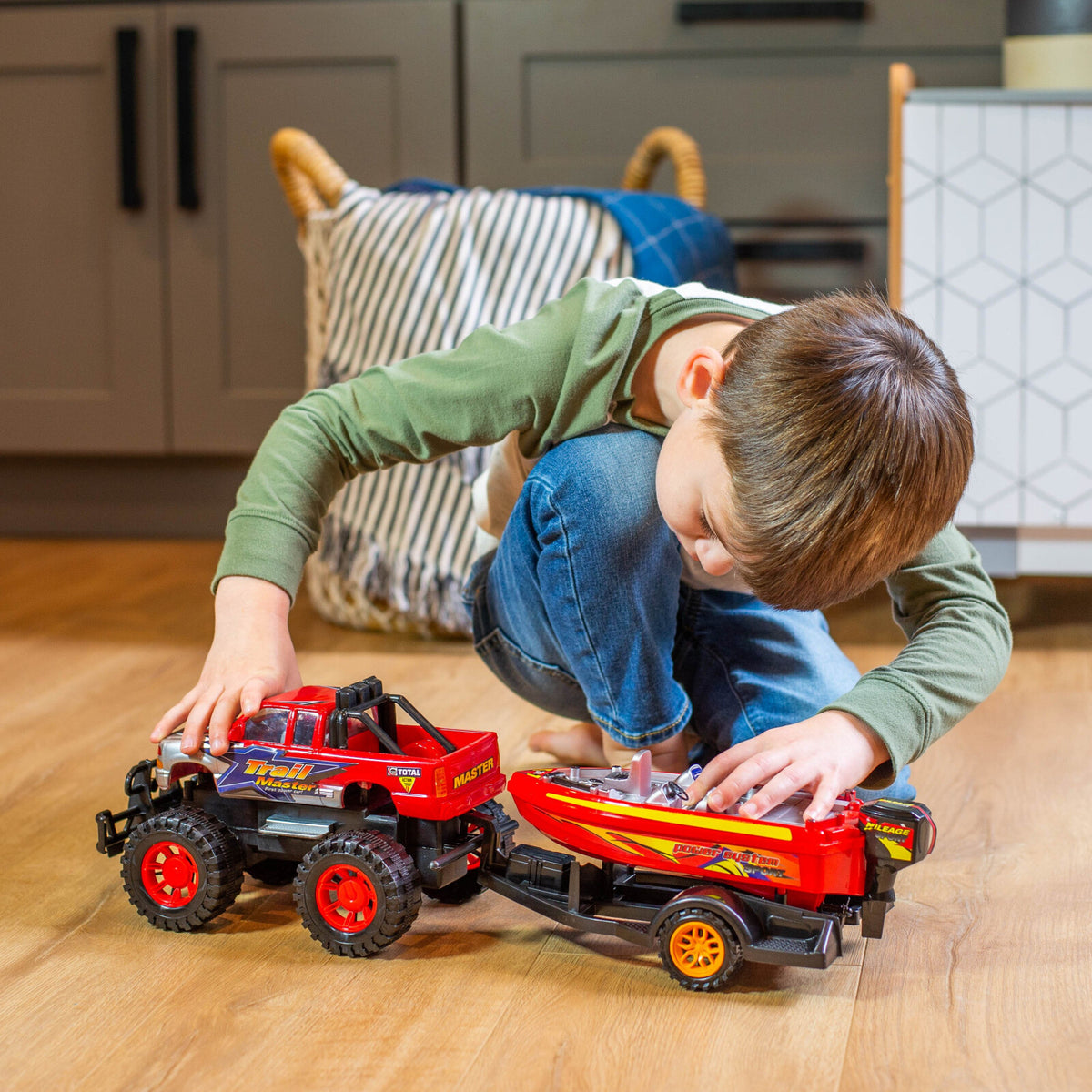 Kidplokio Friction Power Off Road Monster Truck Toy Boat Trailer Hitch for Boys, view 5